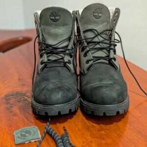 Green and Black Fleece Lined Timberlands